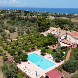 Il Casale Il Sole E La Margherita Alloggio per agriturismo Campofelice Di Roccella